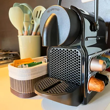 Regina Di - Private Garden, Free Undercover Parking *