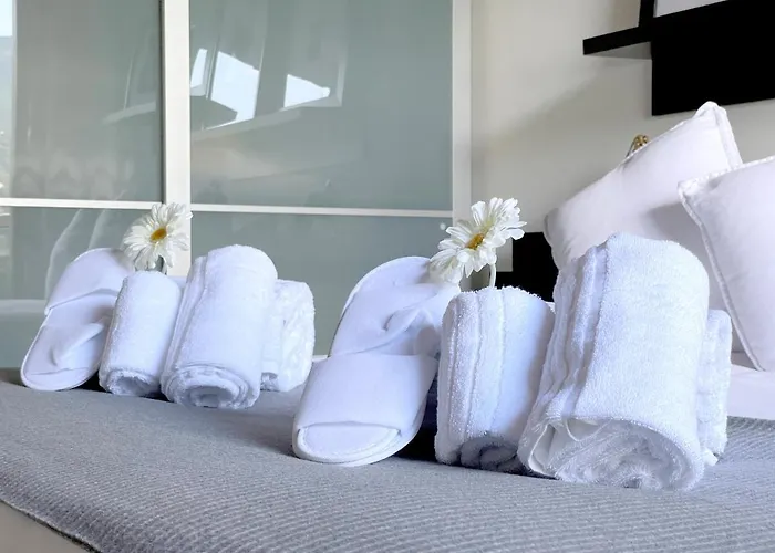 Regina Di - Private Garden, Free Undercover Parking لاليو